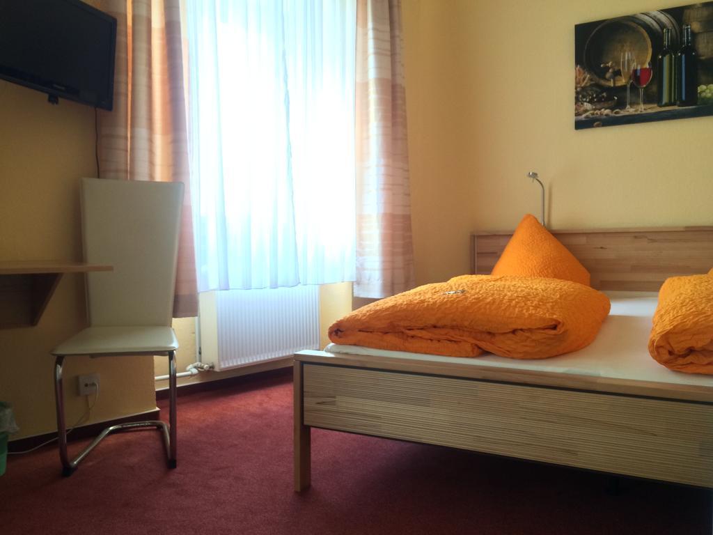 Hotel Arns 2*